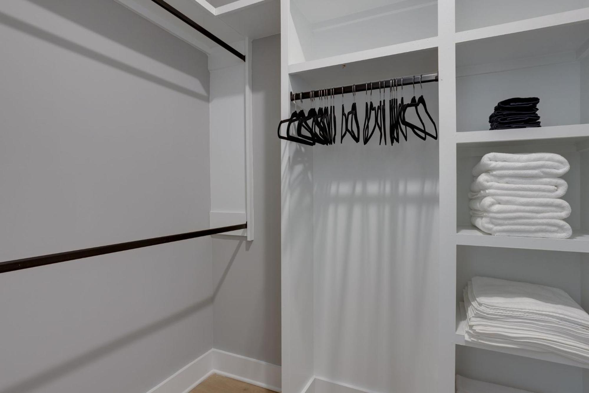 Modern Townhome, 10Min To Downtown! 8Min To Grand Ole Opry! Sleeps 8! Νάσβιλ Εξωτερικό φωτογραφία