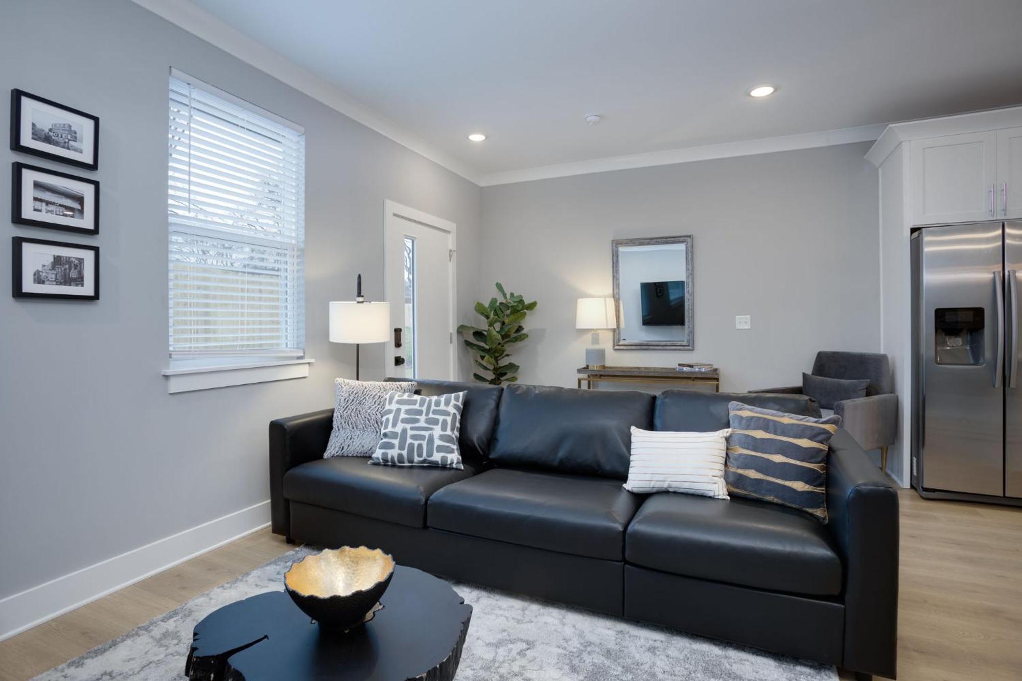 Modern Townhome, 10Min To Downtown! 8Min To Grand Ole Opry! Sleeps 8! Νάσβιλ Εξωτερικό φωτογραφία